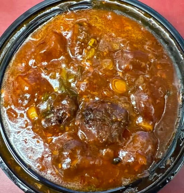 Vegetable Manchurian (Gravy) *.